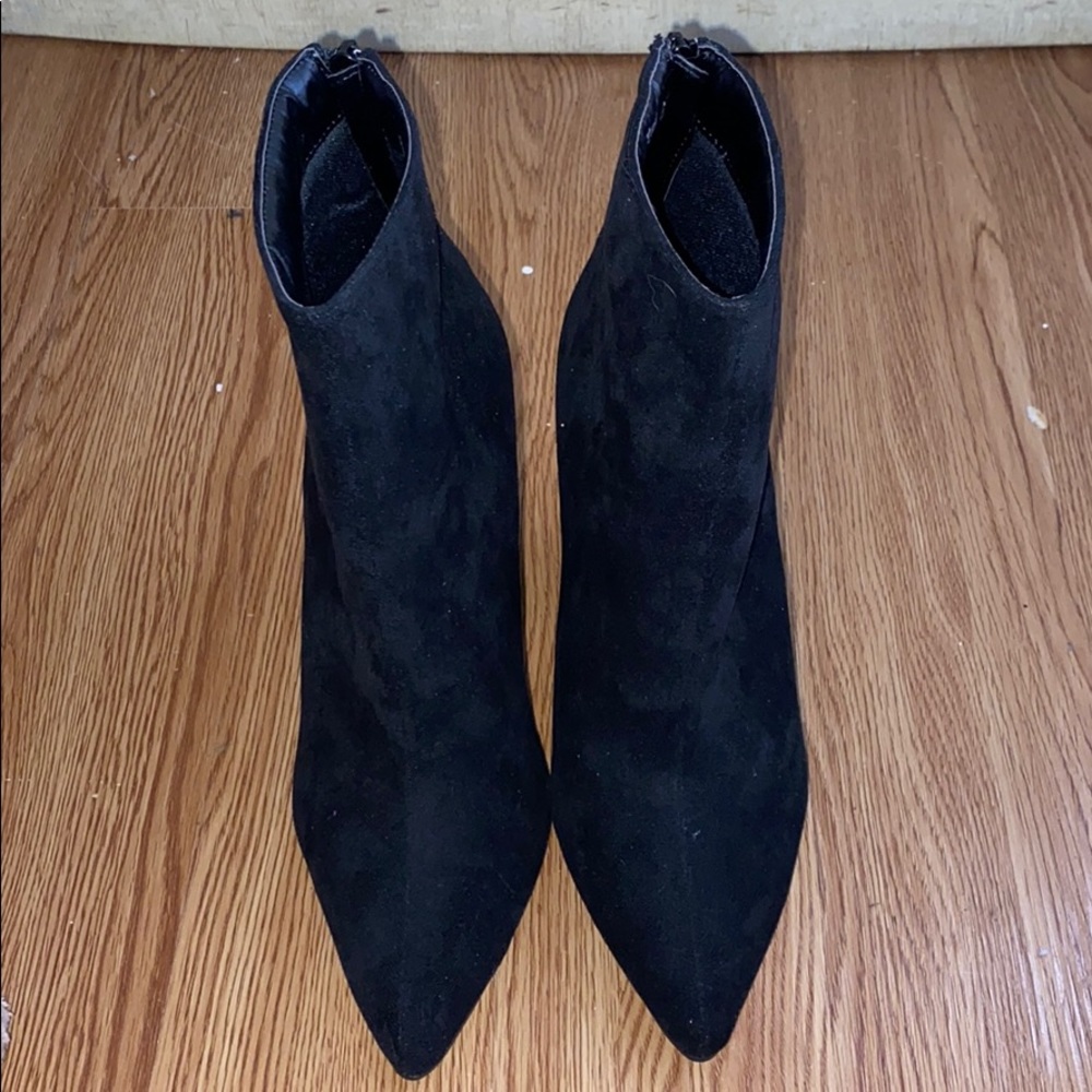 FASHION NOVA BLACK HEEL BOOTIE
